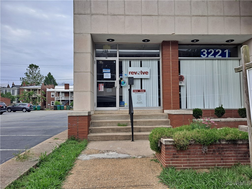 3221 Cutshaw Ave