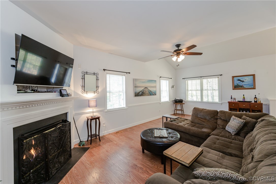 9516 Alexgarden Ct