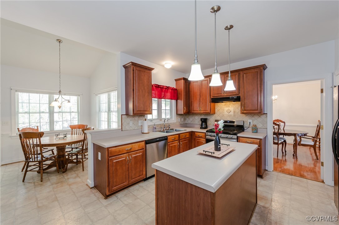 9516 Alexgarden Ct
