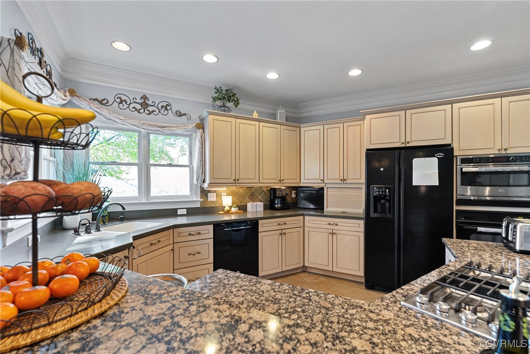 9207 Stephens Manor Dr