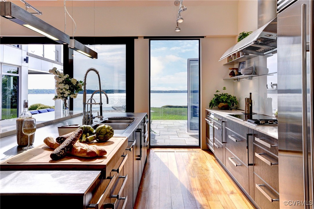 1744 Tyndall Point Ln