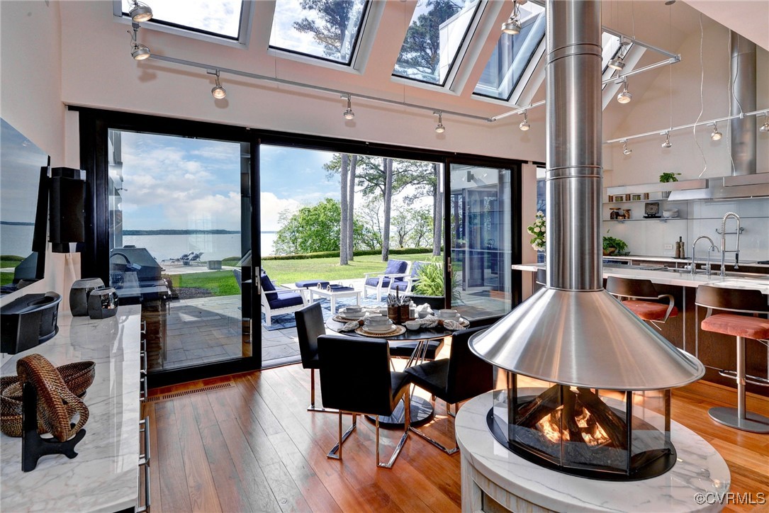 1744 Tyndall Point Ln