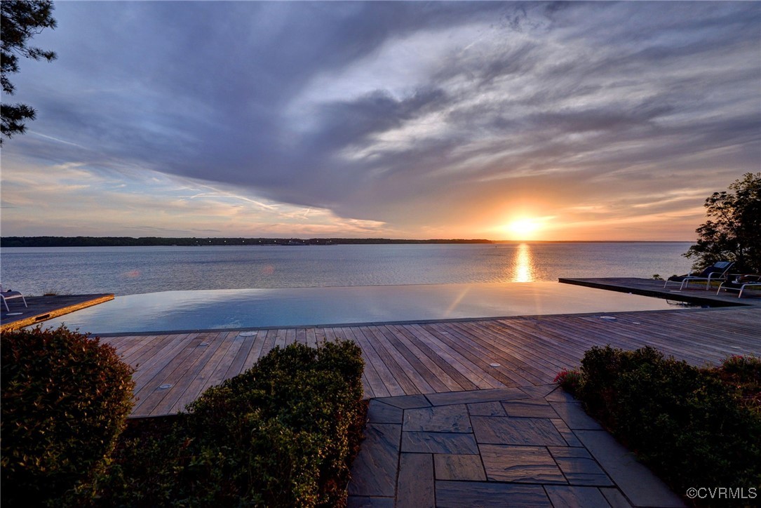 1744 Tyndall Point Ln