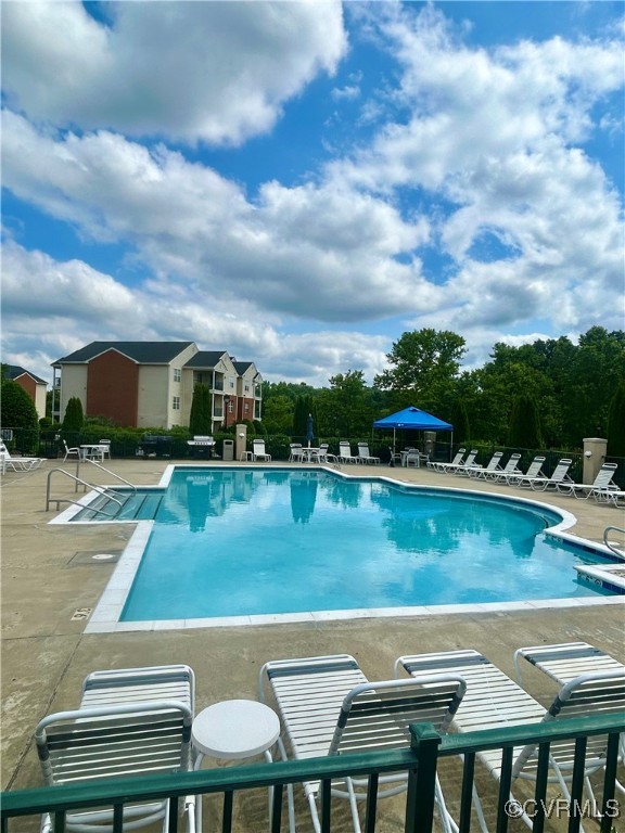 820 Brassie Ln Unit#B
