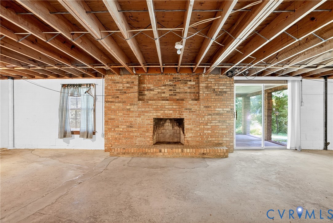 11251 Linderwood Dr