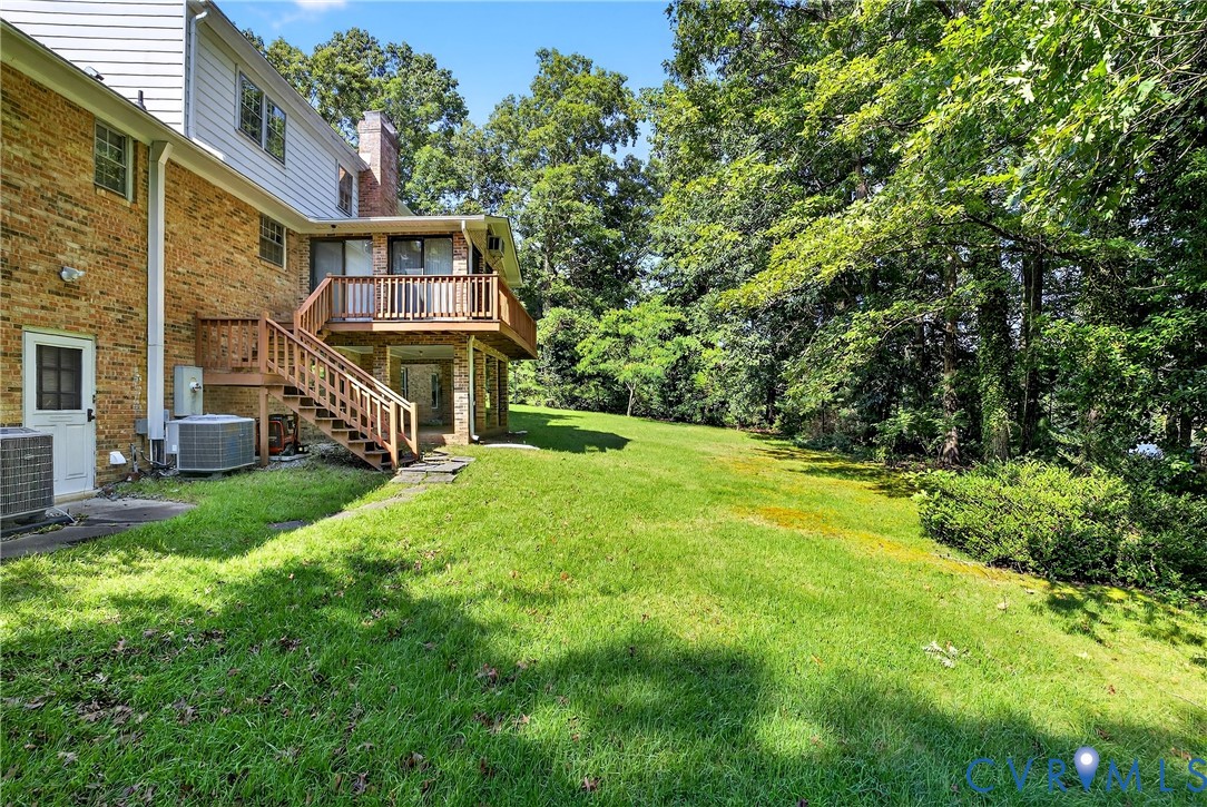 11251 Linderwood Dr