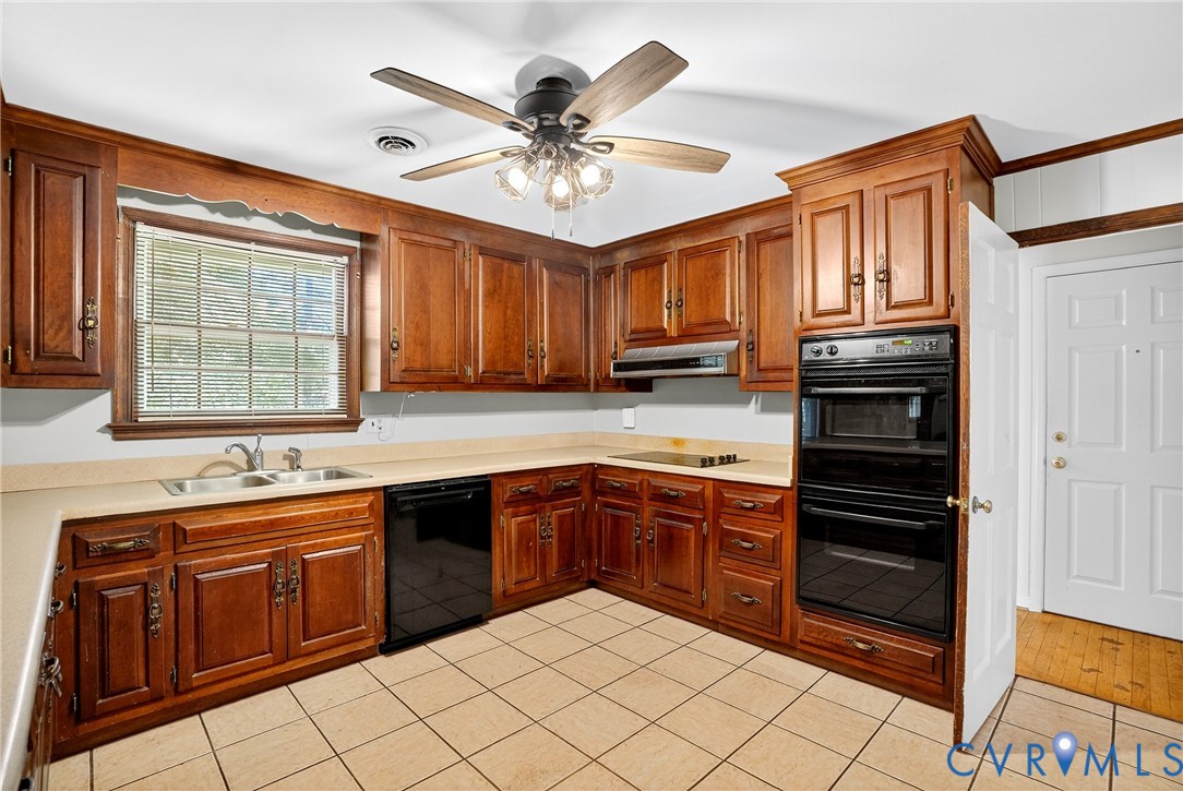 11251 Linderwood Dr