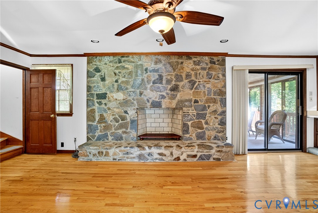 11251 Linderwood Dr