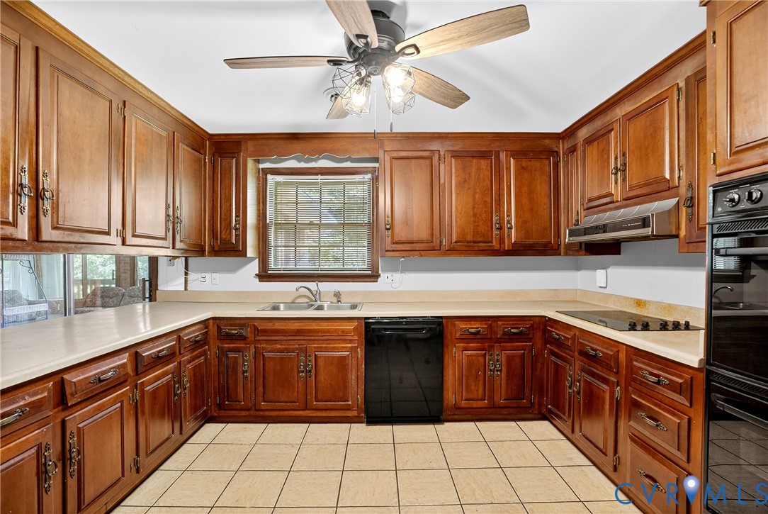 11251 Linderwood Dr