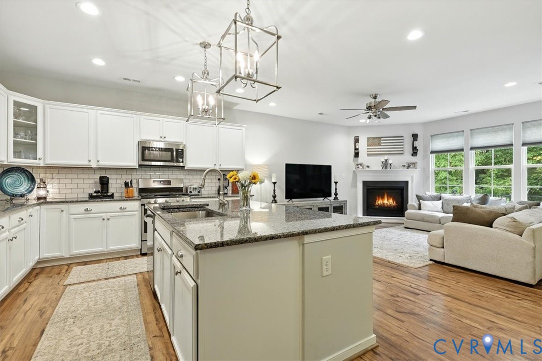 6972 Desert Candle Dr