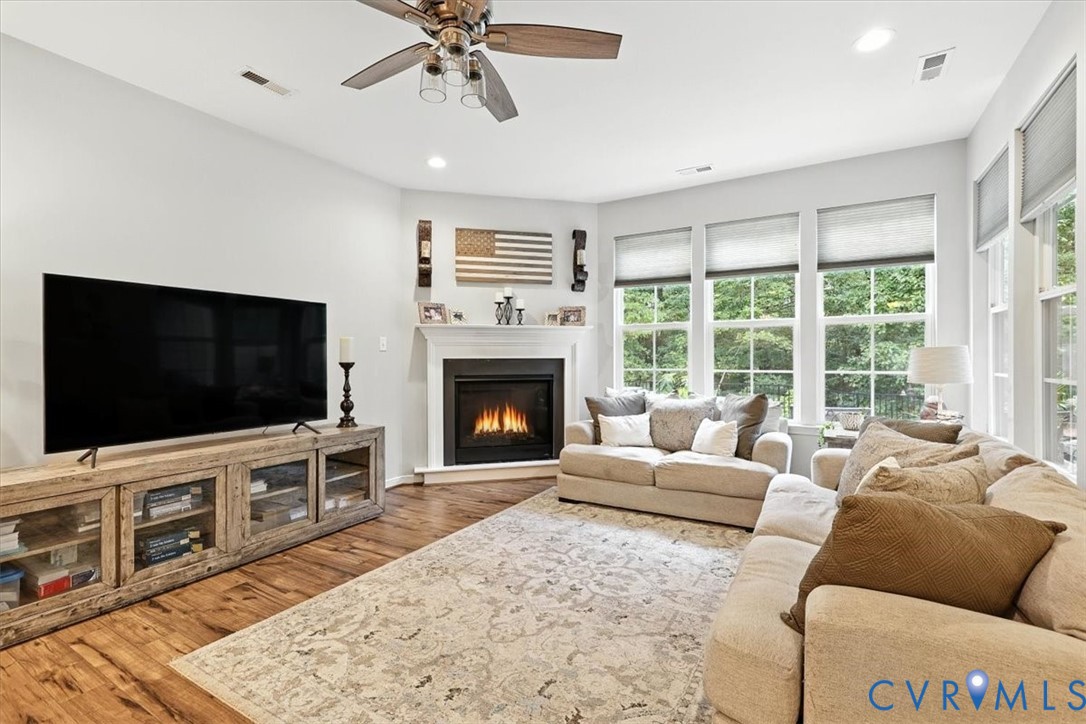 6972 Desert Candle Dr