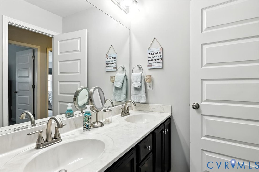 6972 Desert Candle Dr