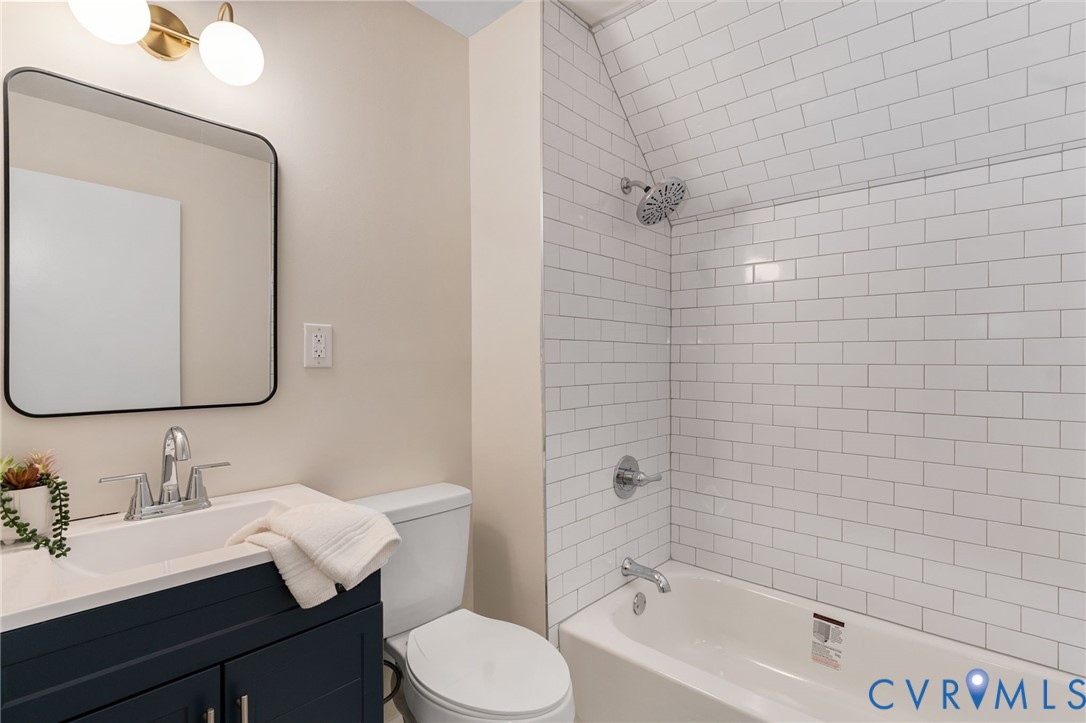 11345 Walton Lake Rd