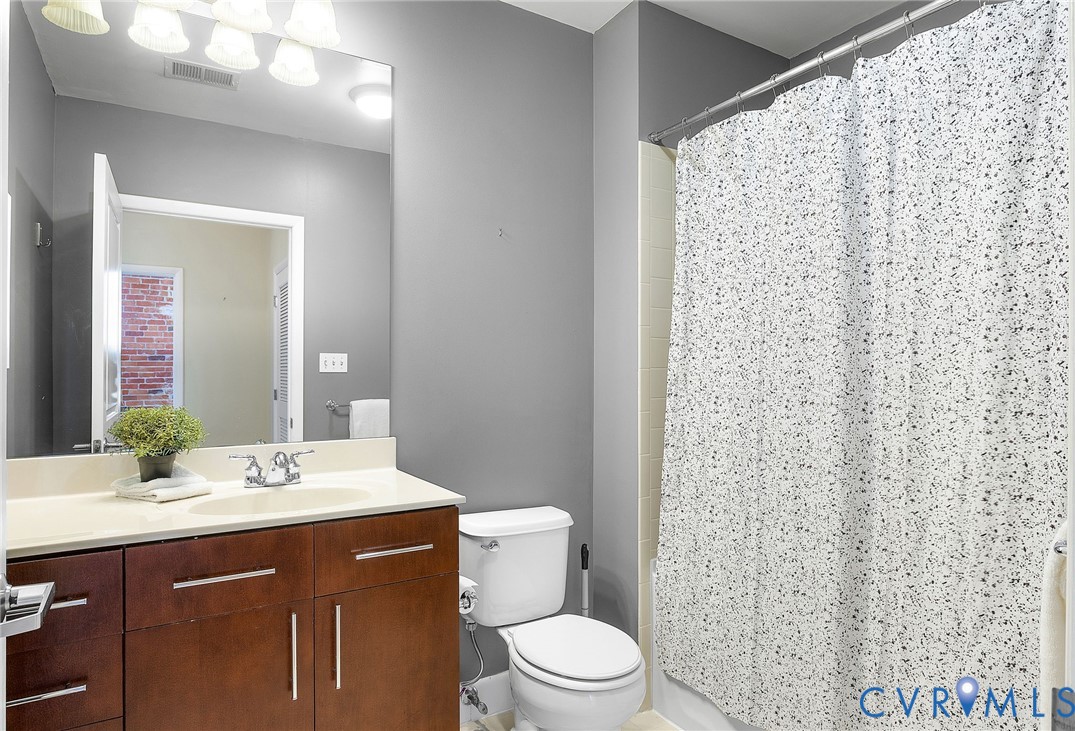 251 Rocketts Way Unit#505