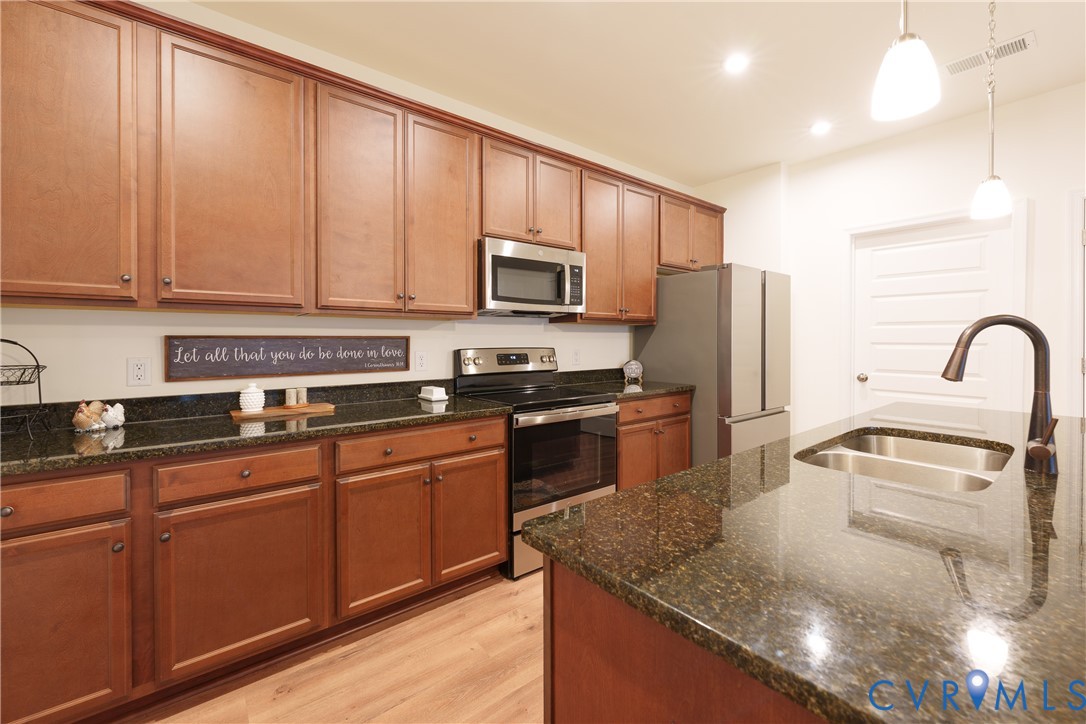 12102 Oxford Landing Dr Unit#103