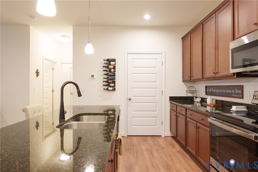 12102 Oxford Landing Dr Unit#103