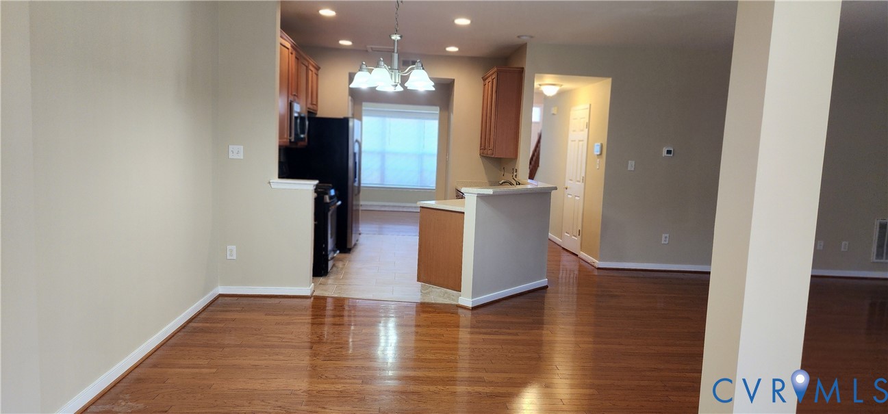 10505 Barbara Ln