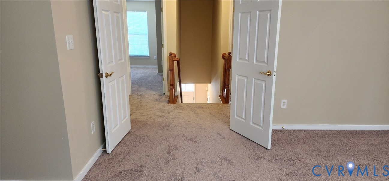 10505 Barbara Ln