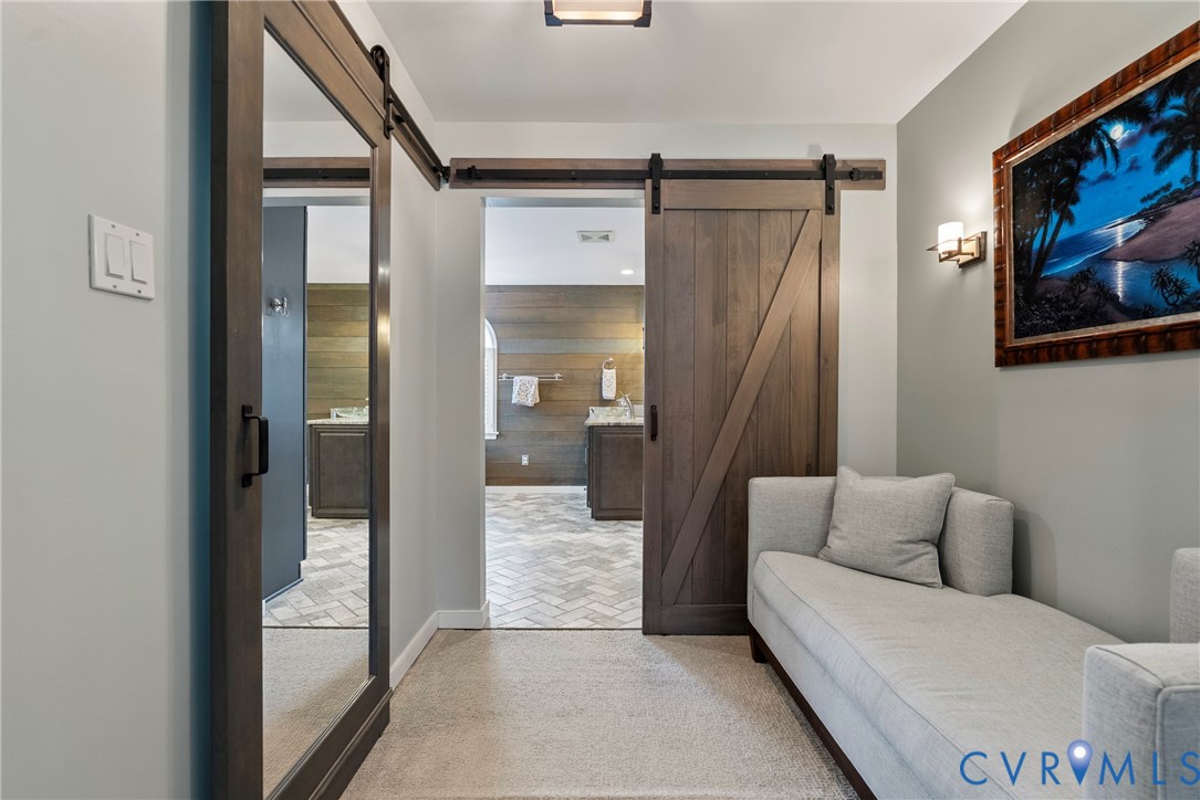 9356 Charter Crossing Dr