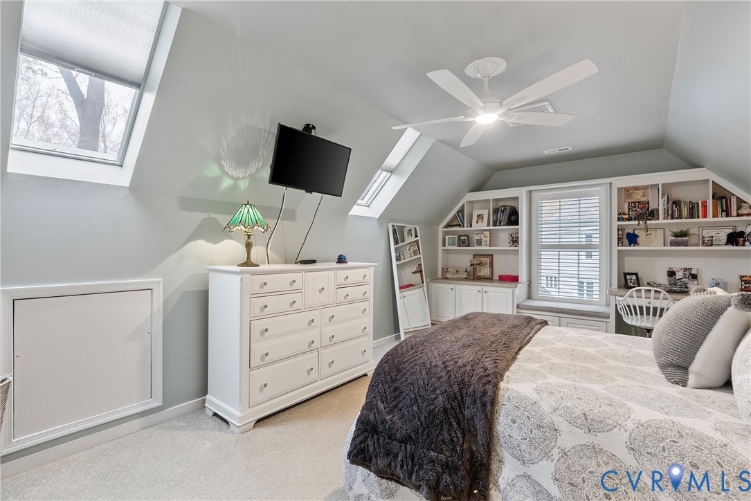 9356 Charter Crossing Dr