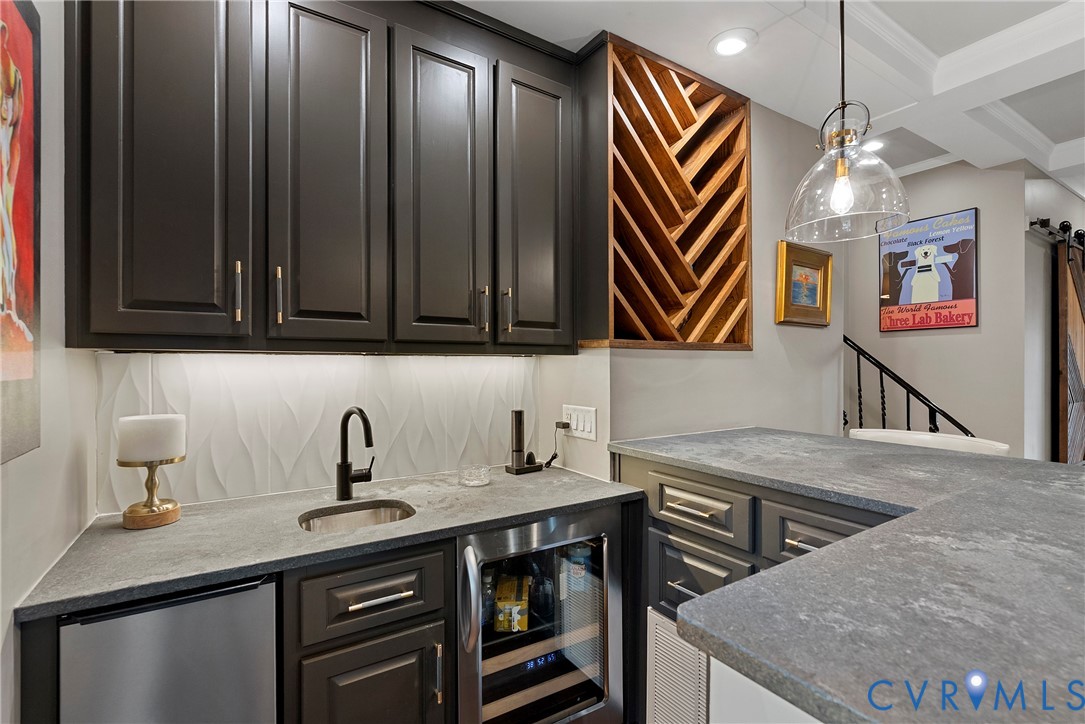 9356 Charter Crossing Dr