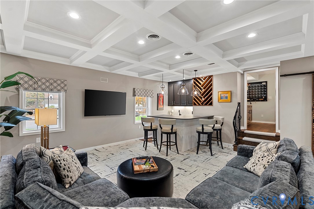 9356 Charter Crossing Dr