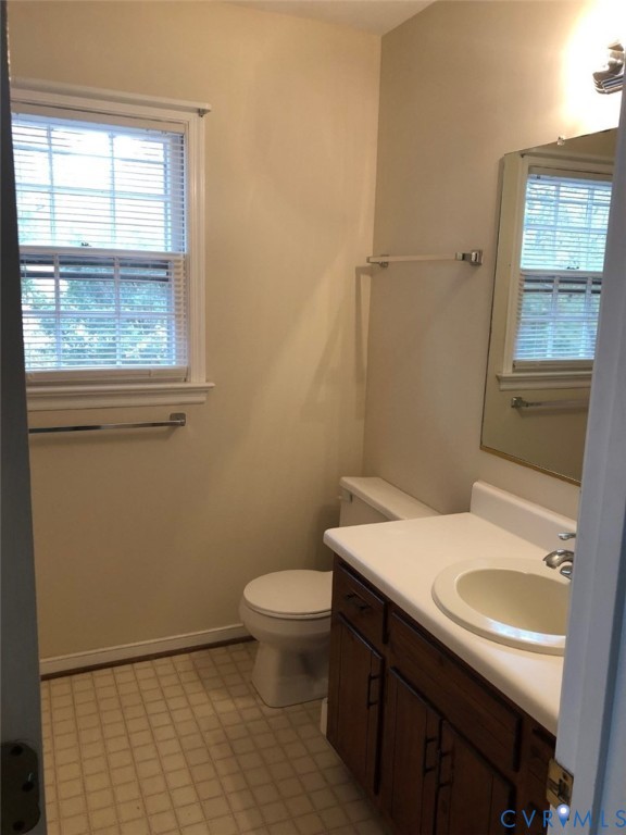 2442 Crystal Ridge Rd