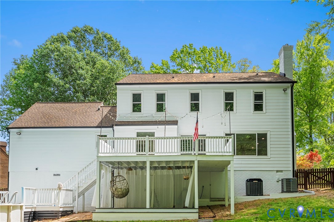 1520 Exbury Dr