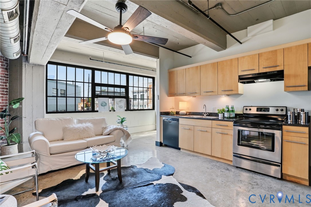 101 W Marshall St Unit#U26