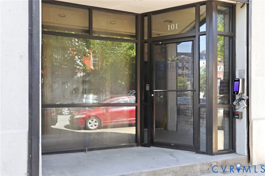 101 W Marshall St Unit#U26