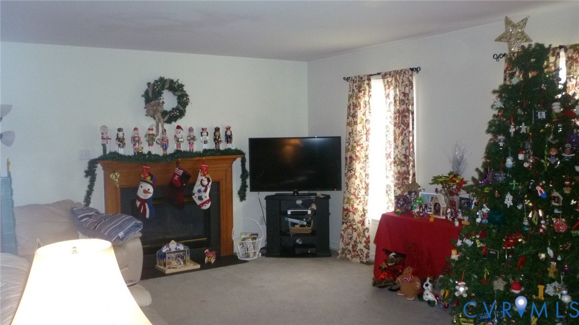 5633 Lake Sharon Dr