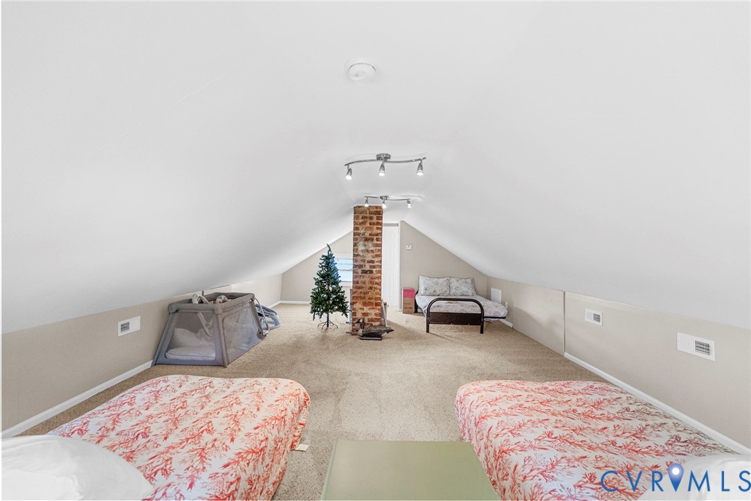 191 Point Breeze Ln