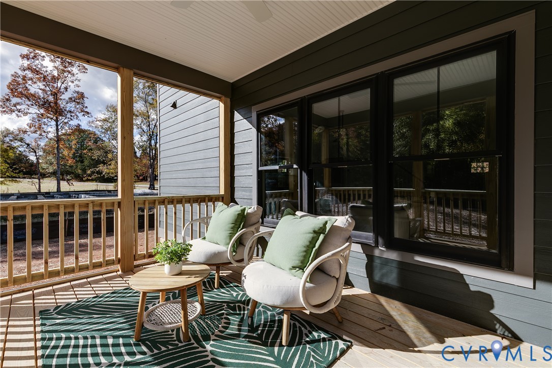 339 Pond View Ln