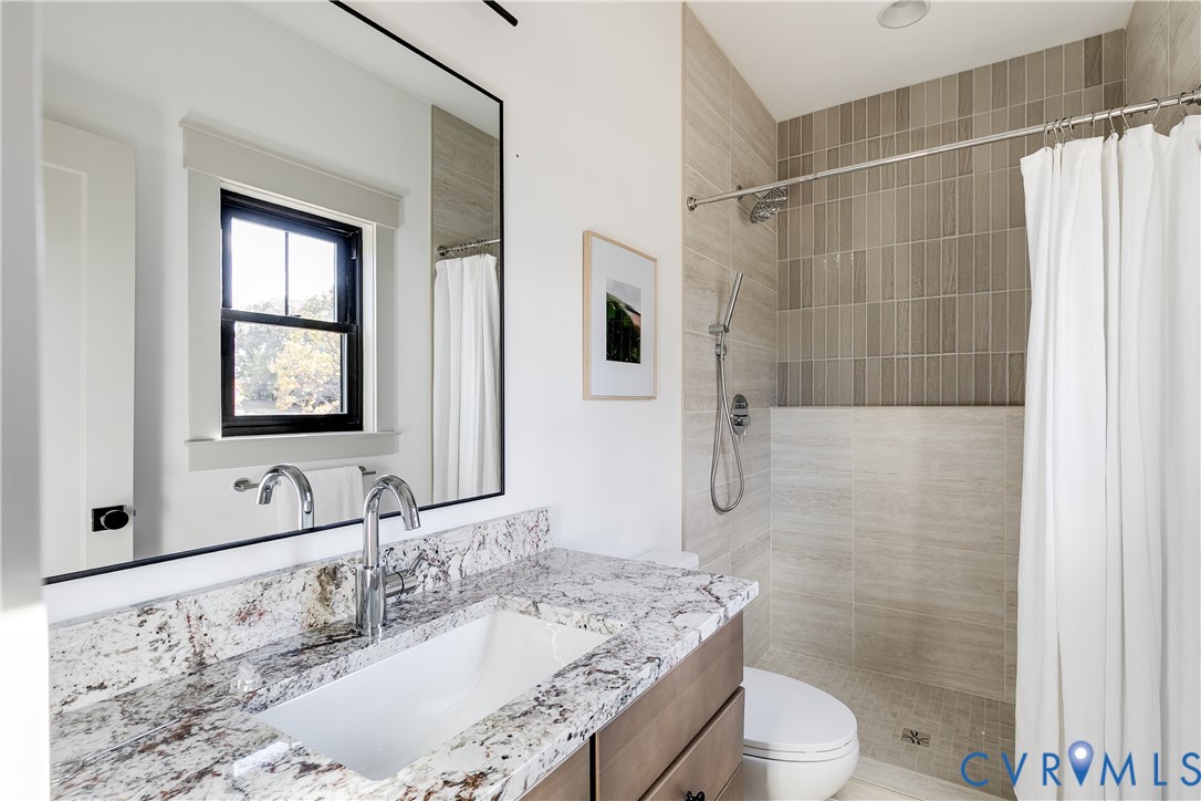339 Pond View Ln