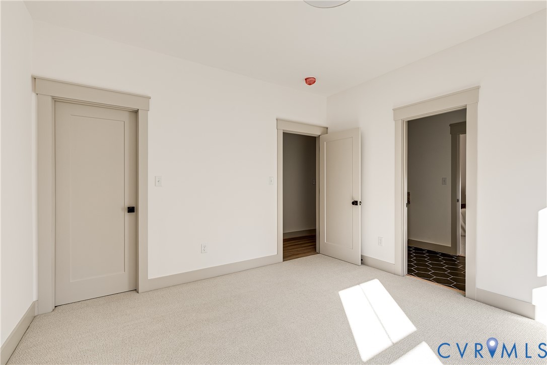 339 Pond View Ln