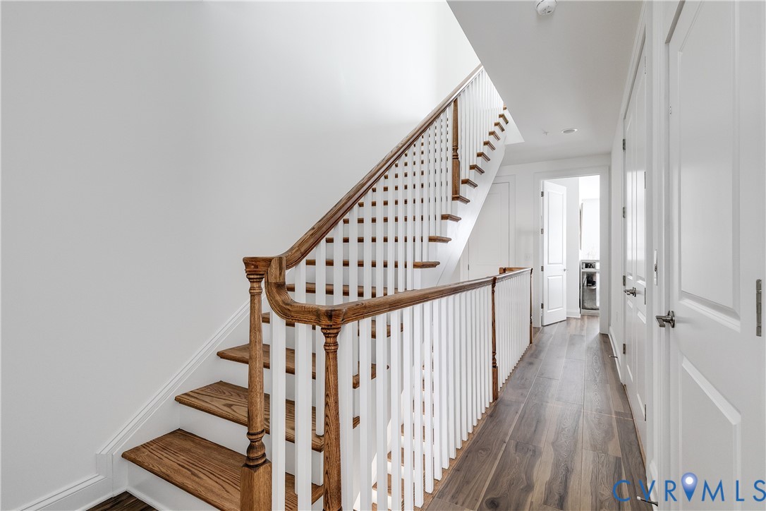347 Becklow Ave