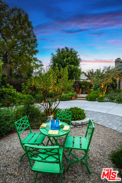 13109 Valley Vista Blvd