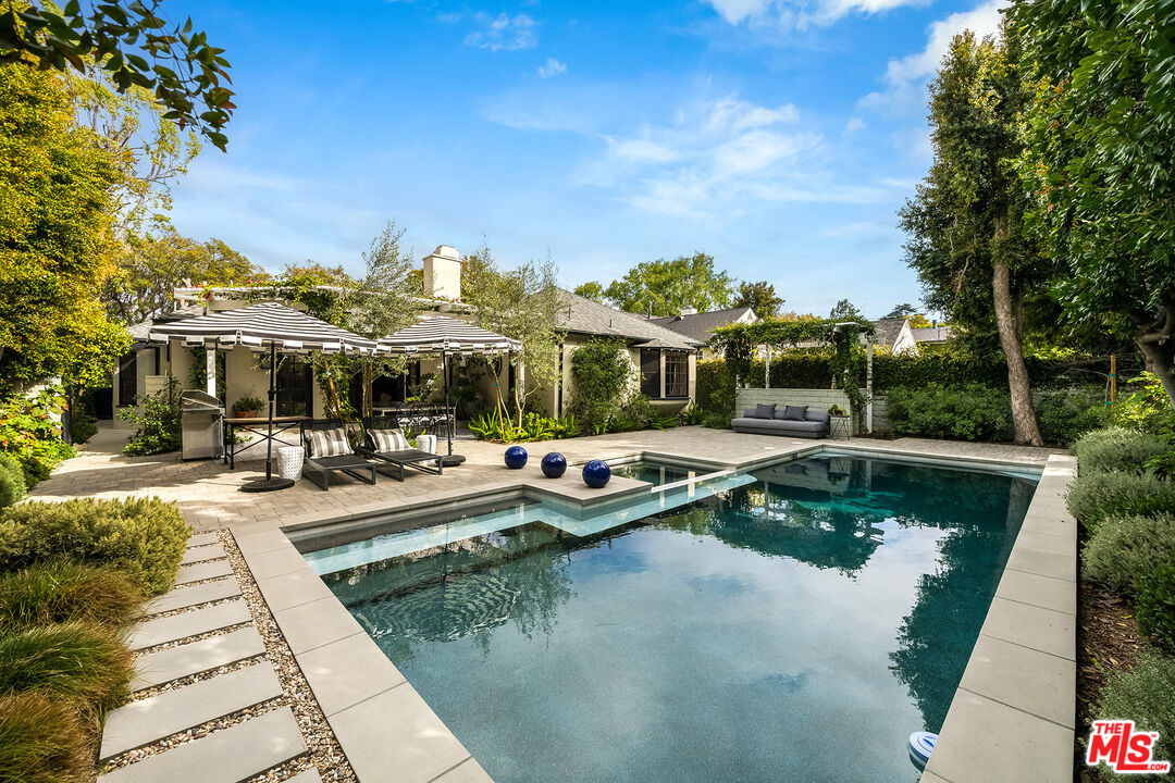 13109 Valley Vista Blvd