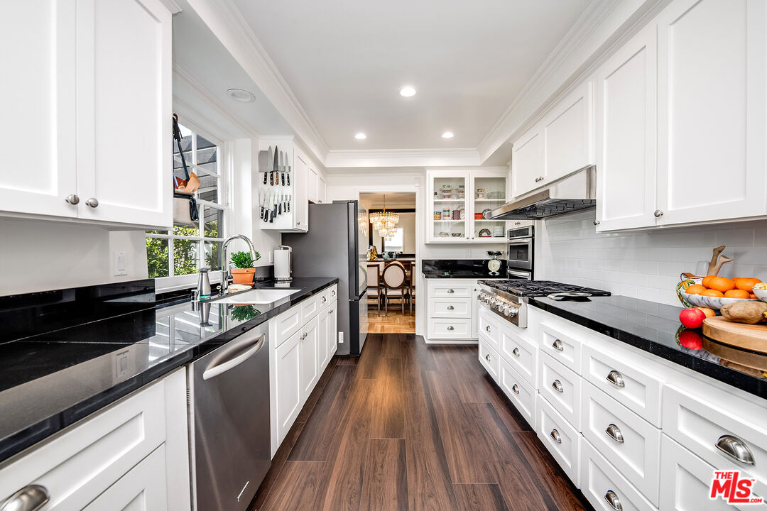 13109 Valley Vista Blvd
