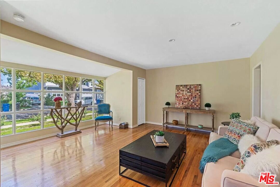 14024 Peach Grove St