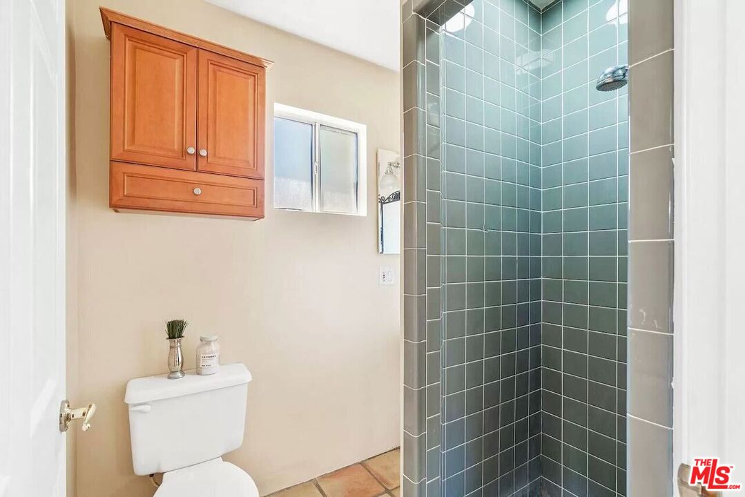 14024 Peach Grove St