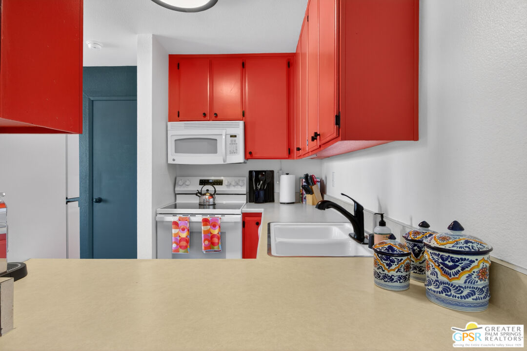 470 S Calle Encilia Unit: B13