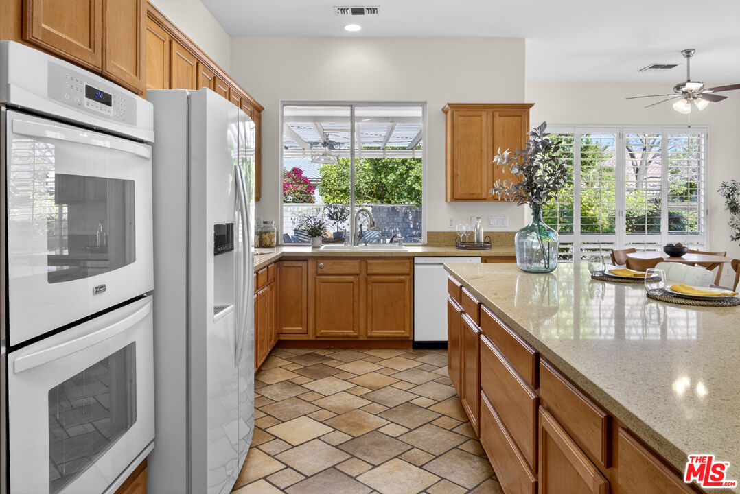 39314 Blossom Cir