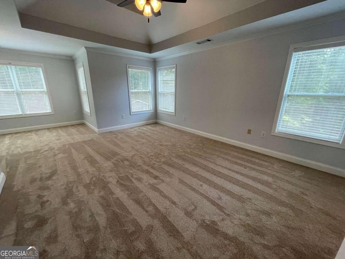 733 Larry Lane