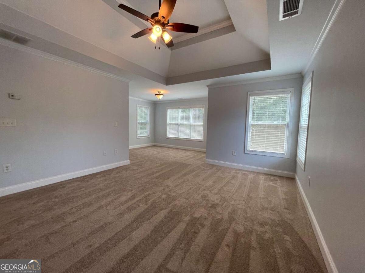 733 Larry Lane