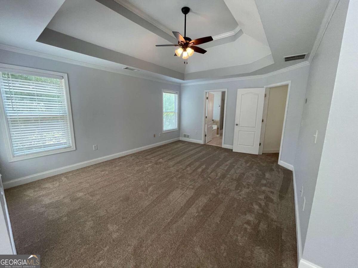 733 Larry Lane