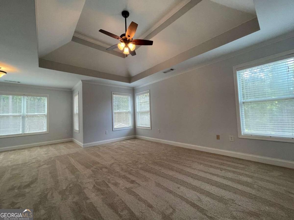 733 Larry Lane