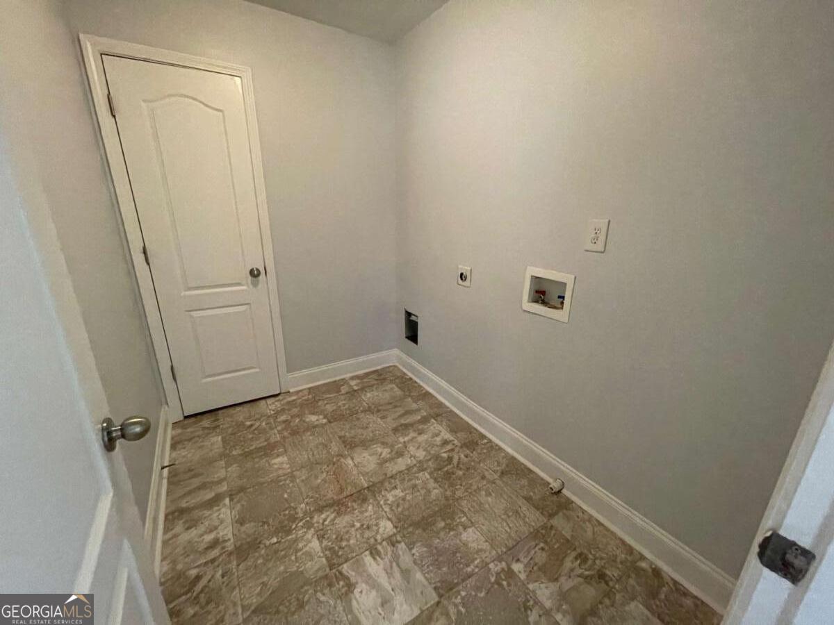 733 Larry Lane