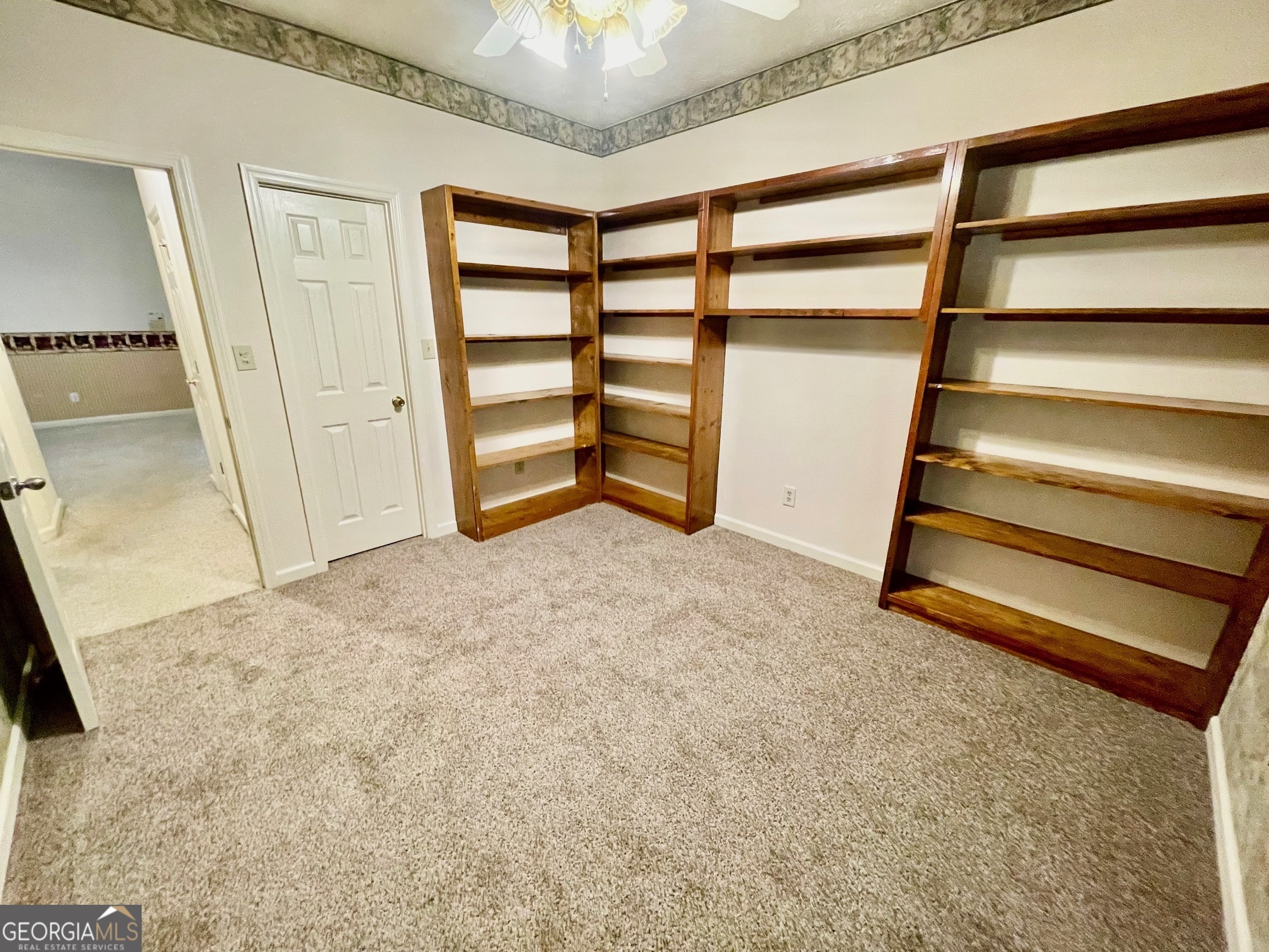 100 Goldfinch Circle