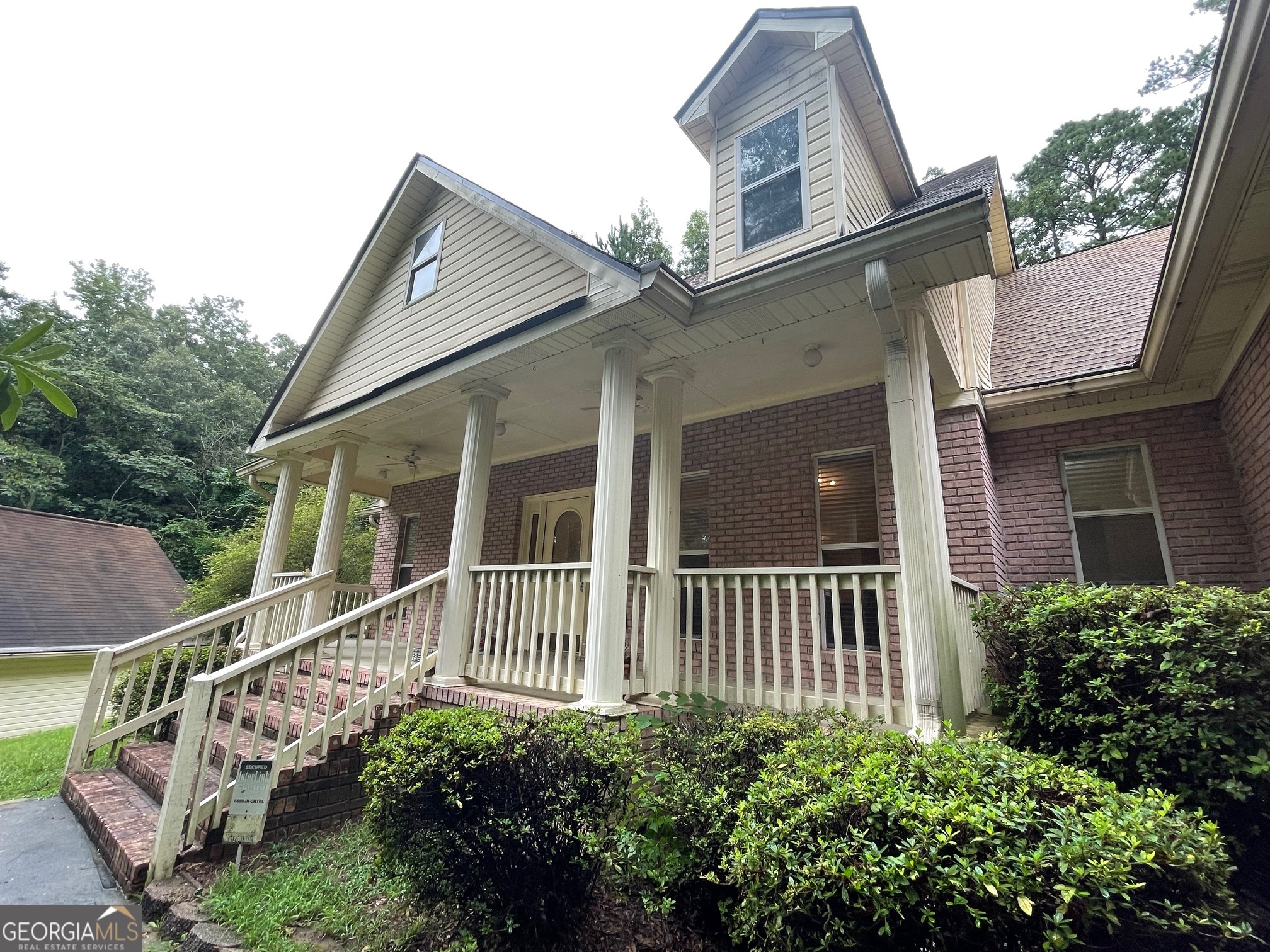 100 Goldfinch Circle